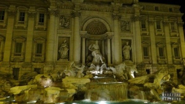 Rome by night, Trevi Fountain
