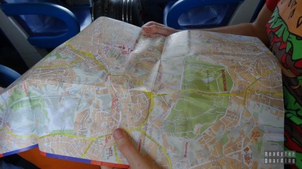 Traveling by train to Rome, it's time to familiarize ourselves with the map